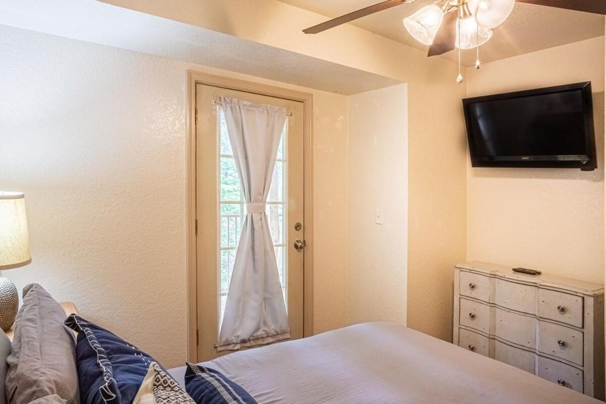Cabin C In The Gatlinburg Art & Craft Community Экстерьер фото