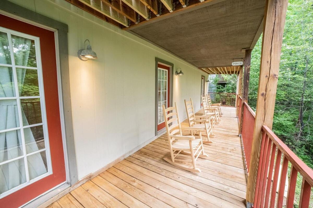 Cabin C In The Gatlinburg Art & Craft Community Экстерьер фото