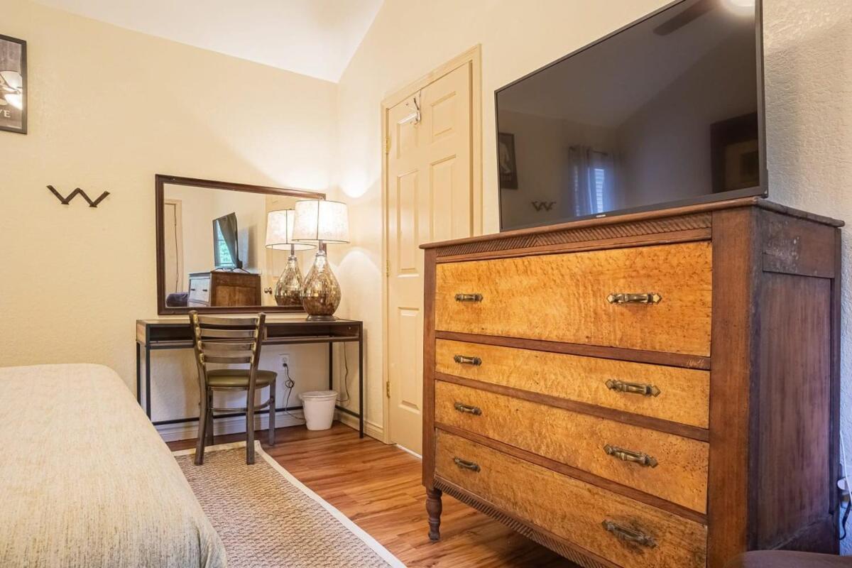 Cabin C In The Gatlinburg Art & Craft Community Экстерьер фото